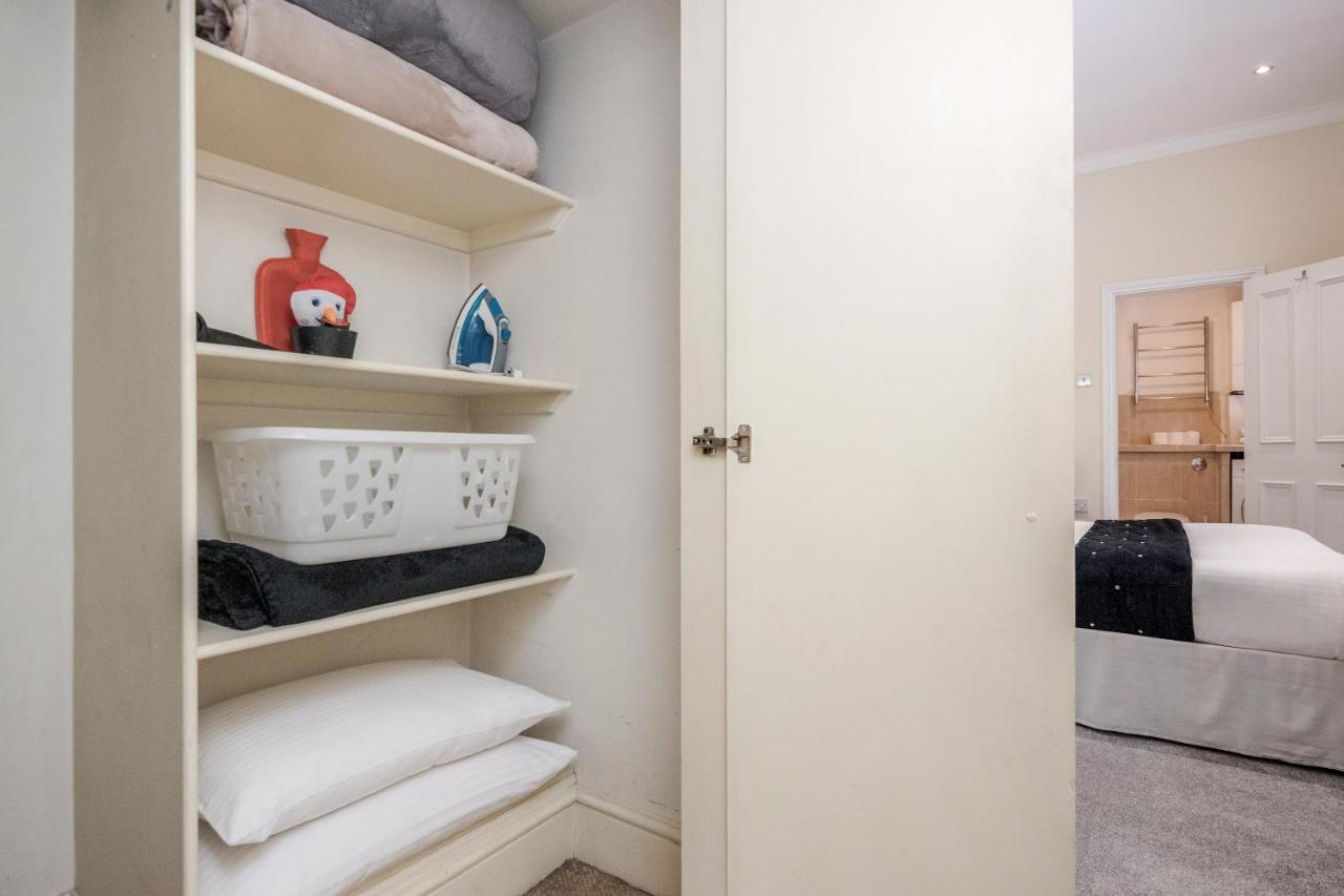Oxford Street Homestay London Exteriör bild