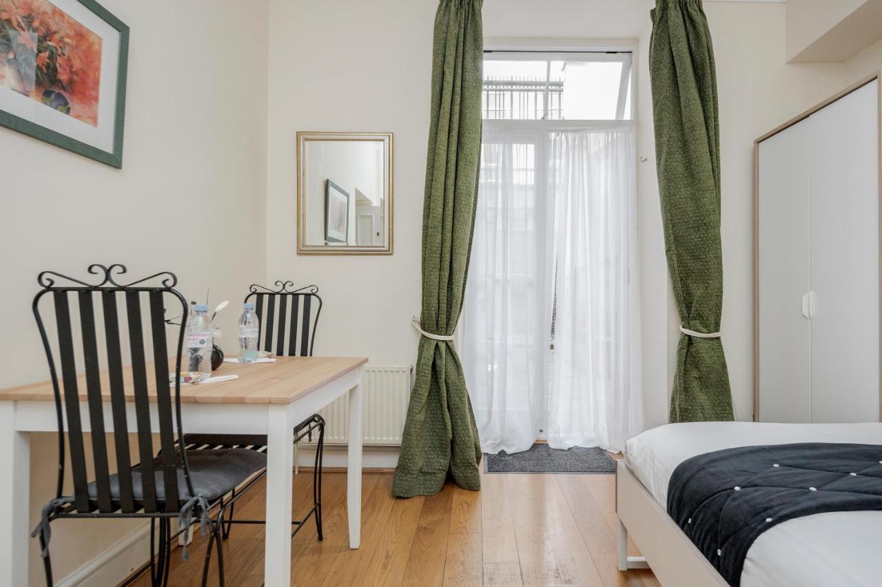 Oxford Street Homestay London Exteriör bild