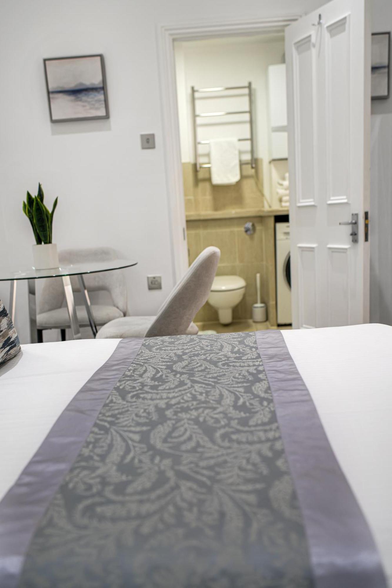 Oxford Street Homestay London Exteriör bild